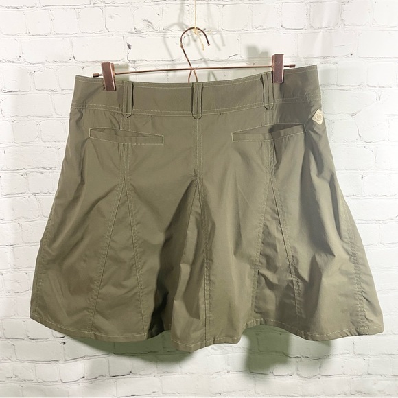 Sahalie Outdoor Athletic Skirt with Shorts Attached 16 - Picture 7 of 10